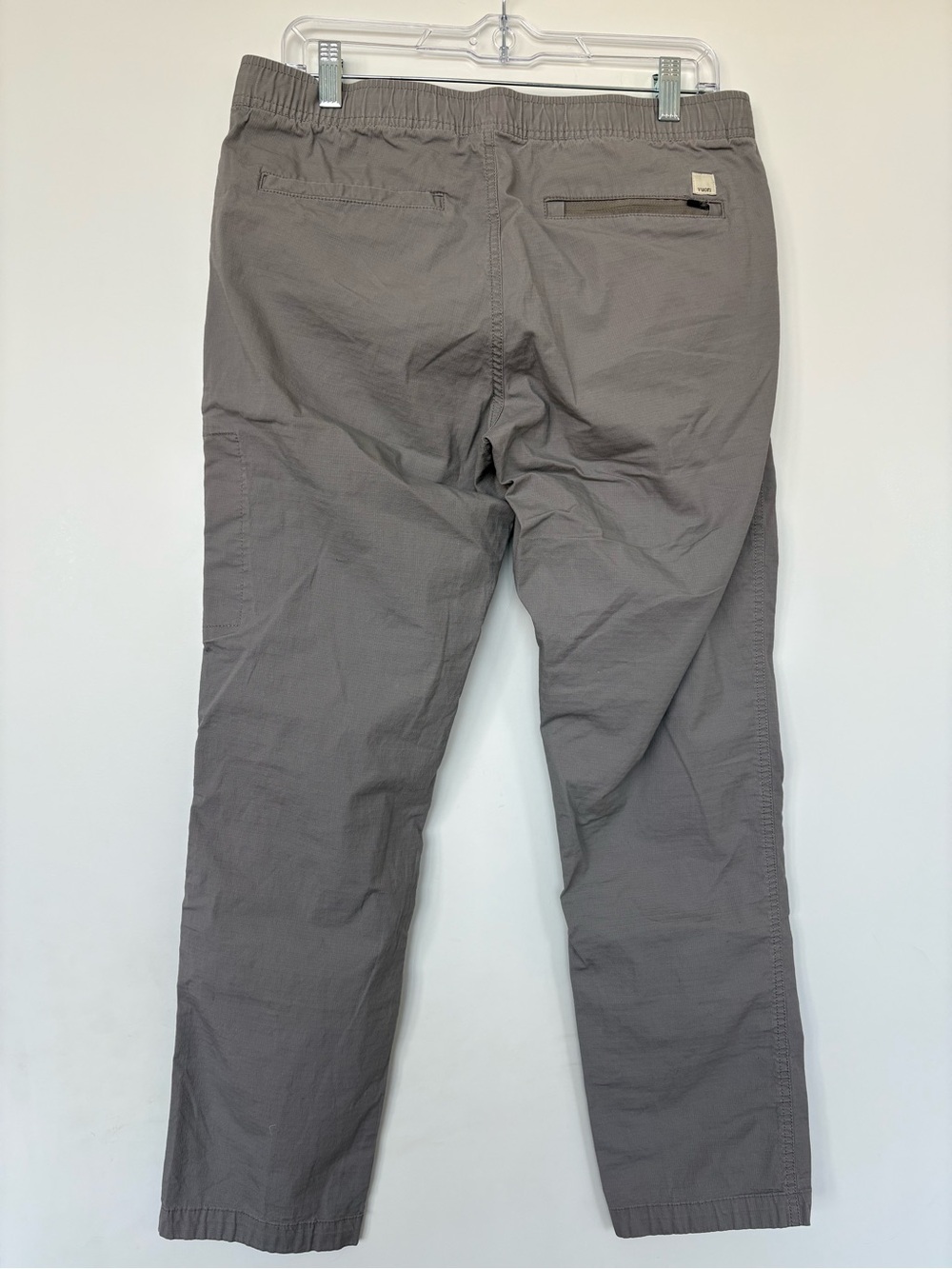 Vuori $98 Ripstop Pant in gray sz L - Picture 3 of 5